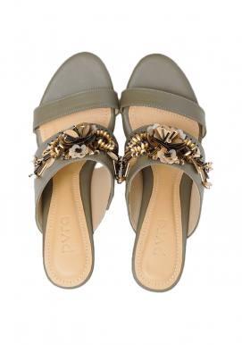 ANDRIA OLIVE ANDRIA OLIVE